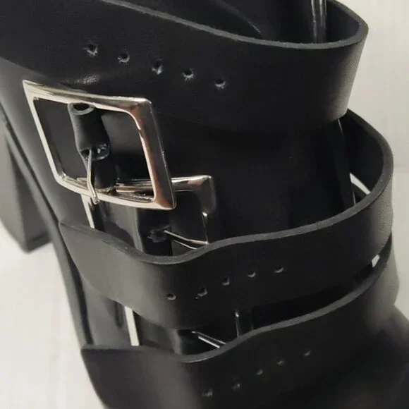 L'Intervalle Black Leather Strap Studded Heeled Boots sz 40 - Picture 12 of 15